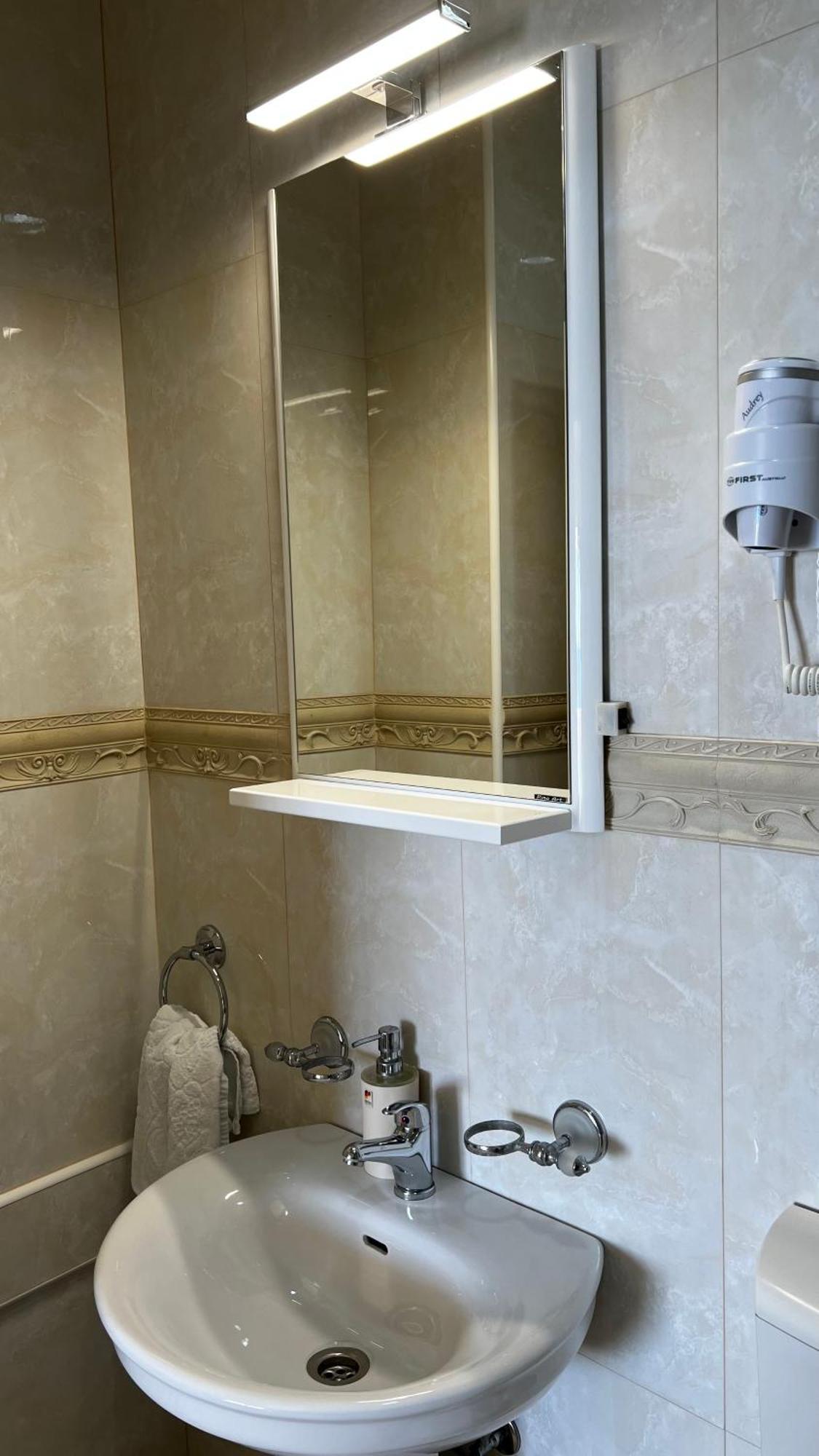 Apartmani Luksic Sutomore Dış mekan fotoğraf